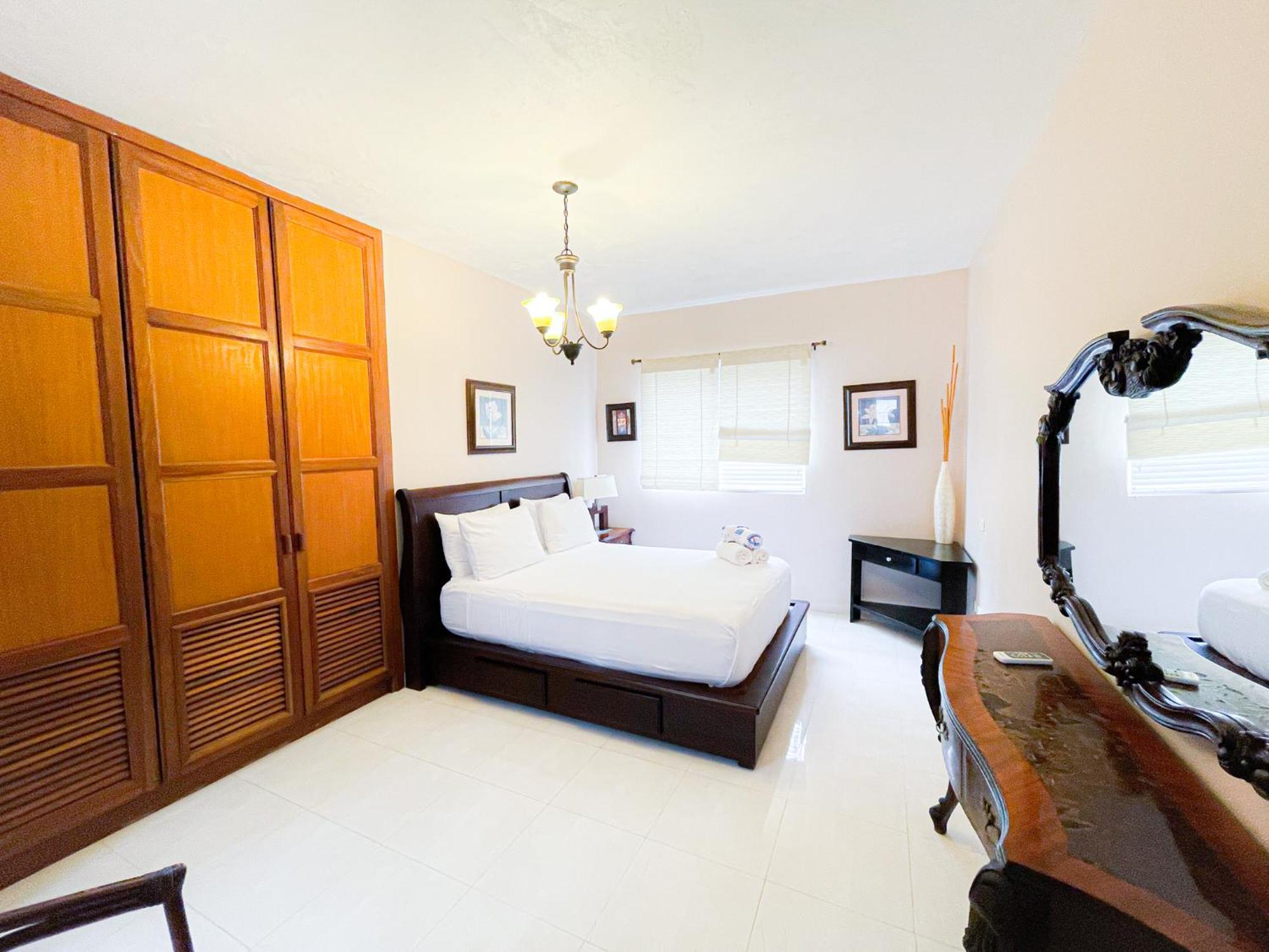 Caribbean Paradise Ocean Breeze Hotel With View Los Corales Bbq Wifi Beach Club & Spa 蓬塔卡纳 外观 照片