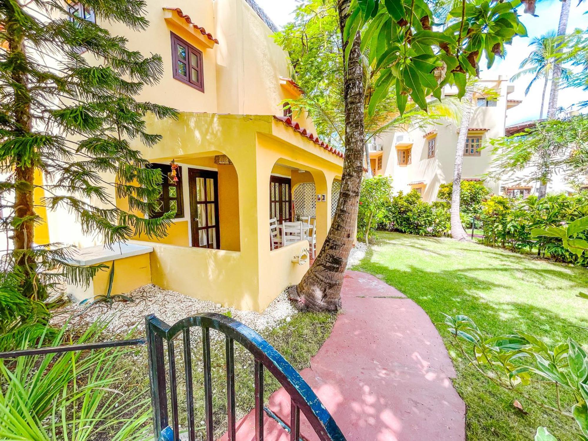Caribbean Paradise Ocean Breeze Hotel With View Los Corales Bbq Wifi Beach Club & Spa 蓬塔卡纳 外观 照片